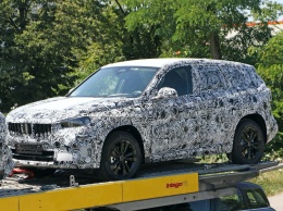 BMW уже готовит сменщика X1 в кузове U11