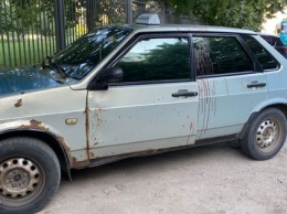 В Харькове неизвестный напал с ножом на таксиста
