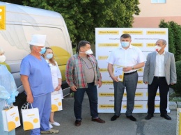 На пороге второй волны: государственные больницы получают помощь от Фонда Рината Ахметова