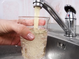 В Днепре пить воду из-под крана опасно для здоровья