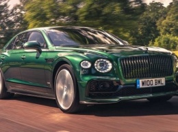 Быть в тренде: Bentley добавила седану Flying Spur карбоновый обвес
