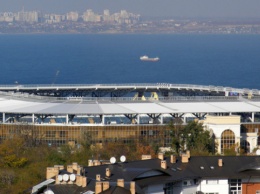 Суд отменил арест нежилых зданий одесского стадиона «Черноморец»