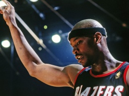 Отыгравший 18-й сезонов в НБА Клиффорд Робинсон умер в 53 года