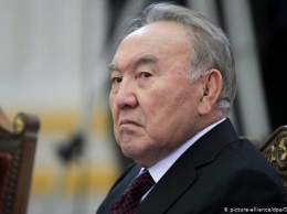 Казахстан: как партия власти в народ пошла