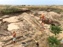 Николаевские археологи раскопали уникальные античные находки на острове Березань