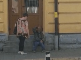 В Ивано-Франковской области мужчина незаконно удерживал инвалида и заставлял его попрошайничать