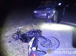 В Ровенской области столкнулись легковушка и мотоцикл: один человек погиб