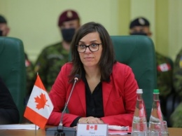 Канадскую тренировочную миссию UNIFIER в Украине впервые возглавила женщина
