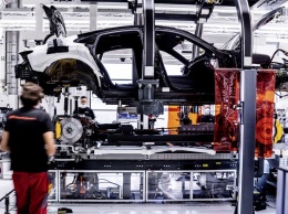 Началась пробная сборка серийных седанов Audi e-tron GT