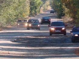 В Запорожской области «исчезла» дорога, которая соединяет несколько населенных пунктов (ВИДЕО)