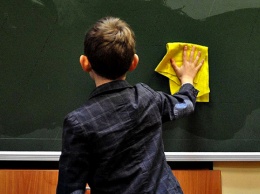 Черновцы решили не отправлять школьников на каникулы с 15 октября