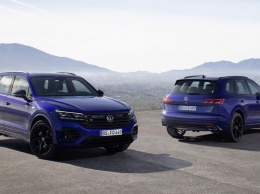 Volkswagen начал принимать заказы на гибридные версии нового Touareg
