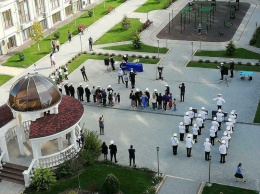 Ко Дню защитника Украины 25 семей офицеров ВМС получили квартиры недалеко от моря