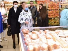 Украинцев ждет резкое повышение цен, какие продукты подорожают на карантине: "В ближайшее время..."