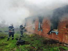 На Черкасчине в пожаре погибли двое пожилых людей и трехлетний ребенок