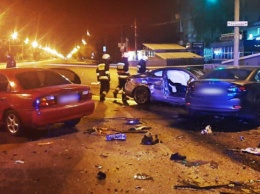 В Днипре столкнулись пять авто, есть погибший и пострадавшие