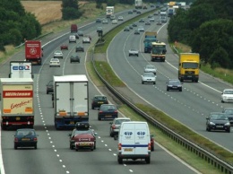 Британцы запретят продавать машины на бензине и дизеле с 2030 года