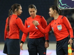Украинская женская бригада арбитров рассудит матч Лиги Европы в Генте