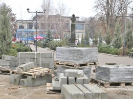 К Новому году в Белогорске отремонтируют и украсят центральную улицу
