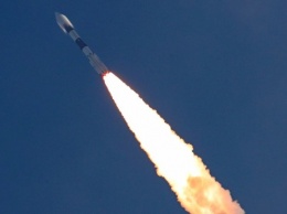 Индия запустила ракету-носитель со спутником связи
