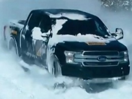 Ford показал, что электрический F-150 не боится снега и холода