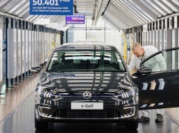 Компания Volkswagen выпустила последний экземпляр e-Golf