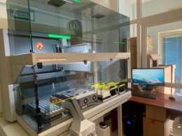 Херсонская область получила роботизированную станцию для ПЦР-исследований