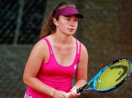 Снигур вышла в четвертьфинал турнира в Эль-Фуджайре