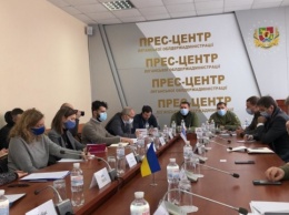 Глава ОБСЕ посетила пункт пропуска «Золотое» на Донбассе