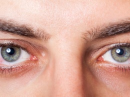 Ученые назвали «глазные симптомы» коронавируса