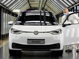 Volkswagen ID.3 начали производить на «Прозрачной фабрике»