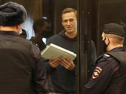Диктатор Зеленский, заключенный Навальный, Генштаб против министра обороны. Итоги "Страны"