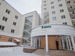 Зеленский осмотрел новое общежитие КНТЭУ