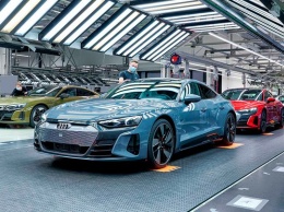 Audi e-tron GT дебютировал в двух версиях