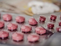 В Раде - уже четыре законопроекта об ответственности за продажу лекарств детям