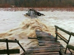 Об угрозе паводков в Украине предупредили эксперты - где ожидать