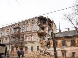 В Одессе обрушилась часть дома-памятника архитектуры