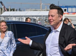 Илон Маск официально стал «технокоролем» Tesla