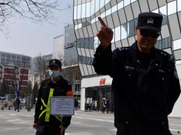 Китай из-за санкций обрушился с критикой на западные фирмы
