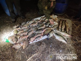 Под Харьковом у рыбаков среди ночи отобрали улов