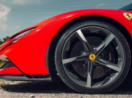 Официально: первый полностью электрический суперкар Ferrari появится в 2025 году