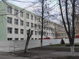 Страсти вокруг реконструкции школы №20 в Каменском - подробности