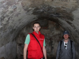 Жители Марганца нашли столетнее подземелье