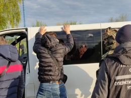 СБУ блокировала канал нелегальных пассажирских перевозок из ОРДЛО