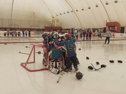 Одесские хоккеисты - победители финала всеукраинского турнира