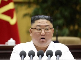 Символ "капиталистической культуры": Ким Чен Ын запретил 15 стрижек и пирсинг