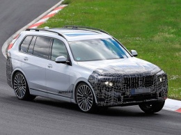 BMW X7 2022 года вышел на скоростные испытания