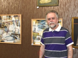 Одесский художник открыл выставку в подземной галерее