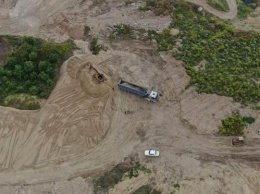 Коларовские песчаные браконьеры орудуют в промышленных масштабах: активисты не понимают бездействия полиции