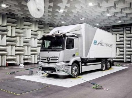 Электрический грузовик Mercedes eActros дебютирует 30 июня